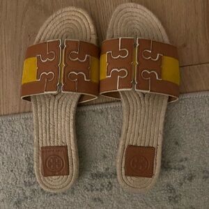 Women’s sandals from Tory Burch size women’s 7